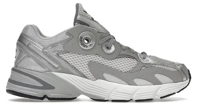 Produktbild von adidas Astir Grey (Women's) - EU 40 2/3
