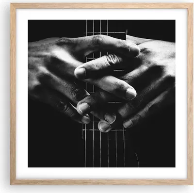 Produktbild von Gerahmtes Poster - Rahmen in heller Eiche - Gitarre Musiker Musik - 50x50 cm - Wand Bild - Wanddeko - Wandbilder - Kunstposter - Wandposter - Bilderrahmen - Bilder - Kunstdruck - P2NAC50x50-4960
