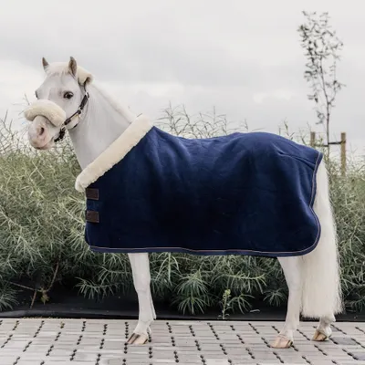 Produktbild von Kentucky Horsewear Abschwitzdecke Show Heavy Tiny Marine 80 cm