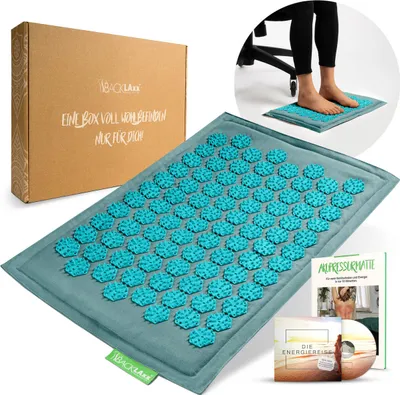 Produktbild von BACKLAxx ® Akupressurmatte Fuß – Massage Matte für Fussmassage, Rücken, Nacken und Schulter mit Befestigungsband – Akupunktur Fussmatte gegen Verspannungen – Akupressurmatte für Füße