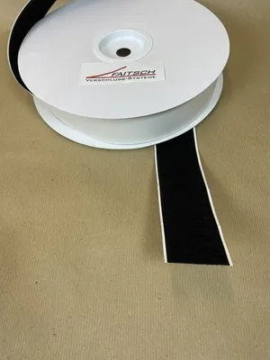 Produktbild von Klett selbstklebendes Hakenband schwarz, 30 mm breit