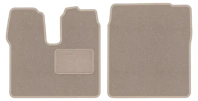 Produktbild von Velours-Fußmatten vorne für MAN TGX ab 2007 (Transporter) – 2-tlg, Beige, passgenau – Wielganizator LUX