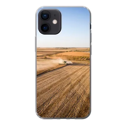 Produktbild von MuchoWow® Handyhülle Schutzhülle Hülle für iPhone 12 Feld - Bauernhof - Traktor - Landwirt - Landleben Silikon Softcase Handy Hülle - Schutzhülle