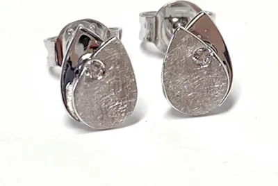 Produktbild von elegante Ohrstecker 333/- Weißgold mit Zirkonia eismatt und poliert
