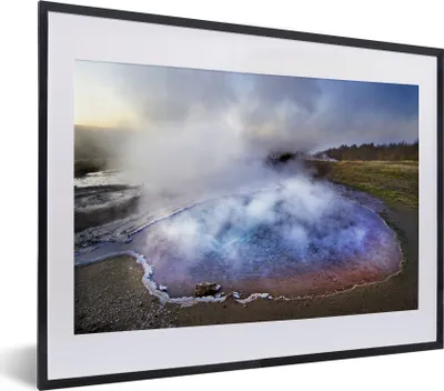 Produktbild von MuchoWow® MuchoWow® Gerahmtes Poster Buntes Wasser am Geysir in Island 40x30 cm - Poster mit zchwarzem Bilderrahmen - Bilderrahmen - Poster im Rahmen