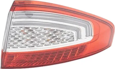 Imagen del producto de Luz trasera derecha, modelo PY21W, tecnología LED, marca HELLA, compatible con FORD MONDEO