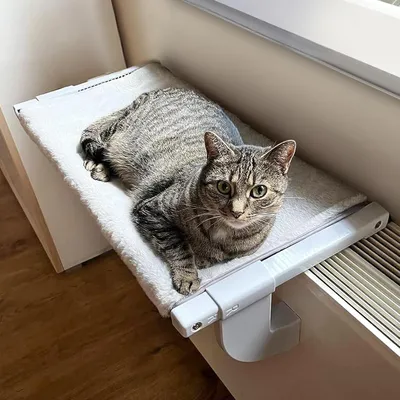 Produktbild von Famanu Katzenhängematte Fensterbank Balkon - Bis 18 kg - 68 x 34,5 cm (L)