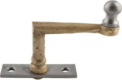 Produktbild von Fensterreiber mit Eisenknopf auf eckiger Platte, 30 mm, Messing | Fensterverschluss