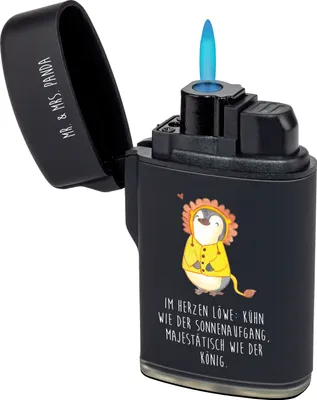 Produktbild von Mr. & Mrs. Panda zigarettenanzünder Löwe Astrologie - Schwarz - Geschenk, Zünder, Sternzeichen, Gasfeuerzeug, Feuerzeug, Feuerzeuge, Geburtstagsgeschenk, Tierkreiszeichen