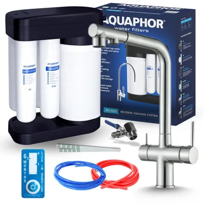 Image de Robinet de cuisine Ari 3 voies, modèle Venom, en acier inoxydable, avec douchette extractible. Livré avec un système de filtration d'eau Aquaphor et une installation sous évier