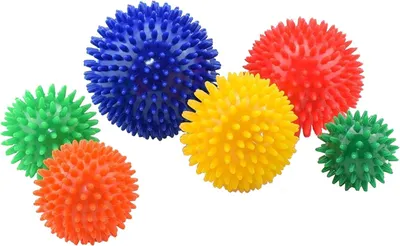 Produktbild von Set mit 6 Igelbällen, Massagebällen und Noppenbällen. Verschiedene Größen für gezielte Selbstmassage von Füßen, Nacken, Rücken, Beinen und vielem mehr