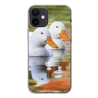 Produktbild von MuchoWow® Handyhülle Schutzhülle Hülle für iPhone 12 Enten - Wasser - Spiegelung - Familie Silikon Softcase Handy Hülle - Schutzhülle
