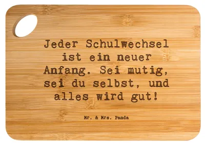 Produktbild von Mr. & Mrs. Panda Frühstücksbrettchen Spruch Einen Schulwechsel bewältigen - Transparent - Geschenk, Vertrauem, liebevoll handgefertigt, Holzbrett, Zuversicht, Trost, Mut