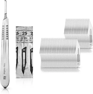 Produktbild von Set Bastelmesser bestehend aus 1x Hobby-Skalpellgriff aus Edelstahl und 50x