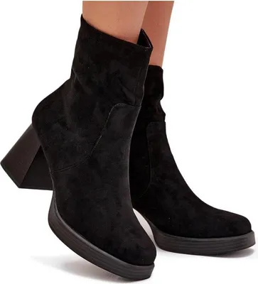 Produktbild von Damen Stiefeletten Mit Absatz Aus Öko Velours Mit Reißverschluss Schwarz Serinna 37