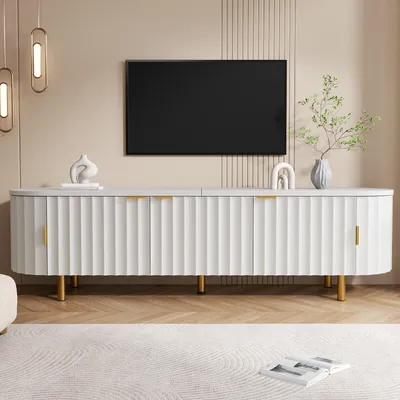 Produktbild von okwish modernes TV-Schrank mit viel Stauraum und Metallgriffe, Lowboard mit 5 Türen, abgerundetes Design, TV-Möbel Weiß