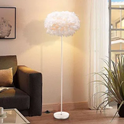Obrázek produktu pro Stojací lampa, výška 140 cm, bílá, do ložnice nebo pracovny, s nožním spínačem