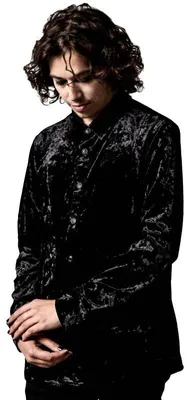 Produktbild von Hemd Bram im Gothic-Stil aus gecrushtem Samt mit langen Ärmeln und Knopfverschluss in Größe L