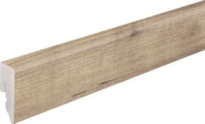 Obrázek produktu pro Podlahová lišta Neuhofer KU048L plastová 2400 x 38,5 x 15 mm dub