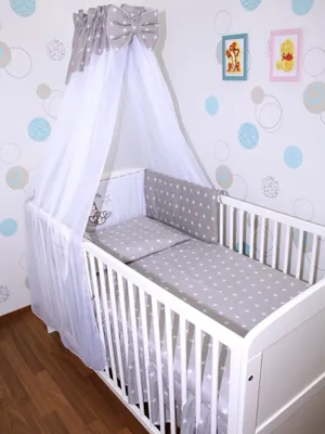 Produktbild von Primawela Baby Bettwäsche Set mit Applikation- 6 teiliges Set mit Chiffon Himmel Bettset Nestchen- 3.Bärchen Mond-Sterne auf Grau