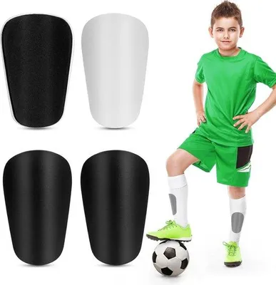 Produktbild von Famanu Mini-Schienbeinschoner - 2 Paar - 10 x 6 cm - Kinder - Jungen und Mädchen