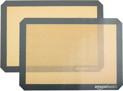 Produktbild von Bakmatten aus Silikon – Set mit 2 Stück – Antihaftbeschichtung – 29,5 x 42 cm – Beige und Grau