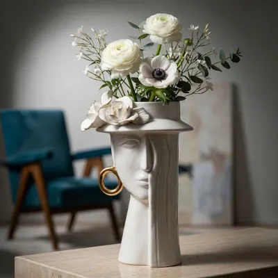 Immagine prodotto di Vaso Frau Elegant, porcellana, 15x13,3x23,5 cm, bianco e oro, design Mauro Ferretti