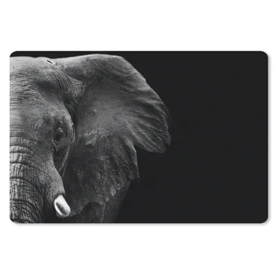 Produktbild von MuchoWow® Schreibtischunterlage Tiere - Elefant - Wild - Schwarz - Weiß 60x40 cm - XXL Mauspad - Großes Mauspad