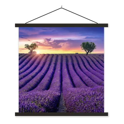 Produktbild von MuchoWow® Textilposter Lavendel - Hügel - Sonnenuntergang - Bpmen - Lila 60x60 cm mit schwarzem Rahmen - Posteraufhänger