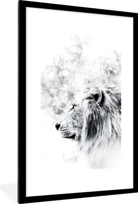 Produktbild von MuchoWow® MuchoWow® Gerahmtes Poster Löwe - Rauch - Schwarz - Weiß 60x90 cm - Poster mit zchwarzem Bilderrahmen - Dekoration - Wandposter Wohnzimmer - Hochwertig