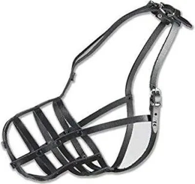 Zdjęcie produktu dla Skórzana kagań dla psa średniej wielkości owczarka długość 15 cm obwód 34 cm