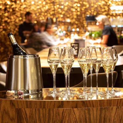 Produktbild von Elegante Champagnegläser Set von 6 - Hochwertige Kristall-Coupes für Champagne und Prosecco