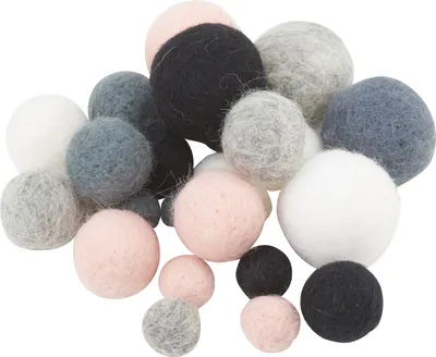 Produktbild von folia Filzkugeln 25 Stück Bastelbedarf DIY Dekoration 2 cm bis 5 cm