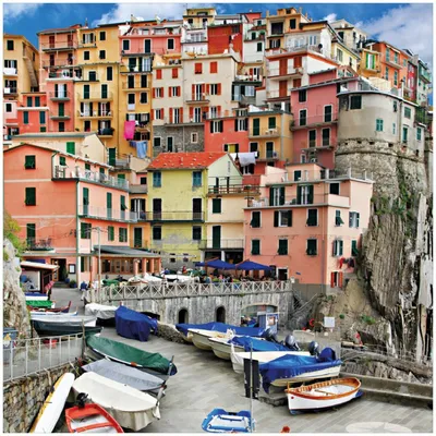 Produktbild von Wallario Memoboard Magnettafel aus Glas, Größe 50 x 50 cm, Motiv Bunter Hafen in Italien