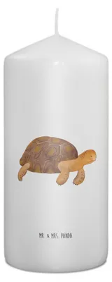 Produktbild von Mr. & Mrs. Panda Kerze Schildkröte Marschieren 15 x 7 cm - Weiß - Geschenk, Wachskerze, Schildkröten, Blockkerze, Lieblingsmensch, Inspiration, Erinnerungslicht, Meer