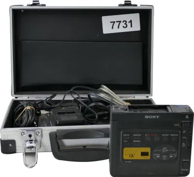 Produktbild von Sony GV-D300E | Mini DV Cassette Recorder | Video Walkman