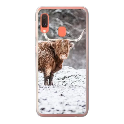 Produktbild von MuchoWow® Handyhülle Schutzhülle Hülle für Samsung Galaxy A20e Schottischer Highlander - Baum - Schnee Silikon Softcase Handy Hülle - Abdeckung