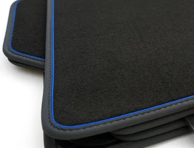 Immagine prodotto di Set di tappetini adatti alla Serie 1 BMW F20 tappetini in velluto di  per il tuning degli interni 4 pezzi, con nastro blu