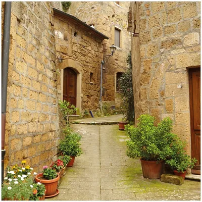 Produktbild von Wallario Memoboard Magnettafel aus Glas, Größe 50 x 50 cm, Motiv Weg durch die Altstadt - Toskana in Italien