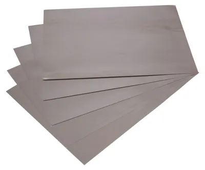 Zdjęcie produktu dla PapierArt Srebrny A4 - Wytrzymały samoprzylepny papier do kreatywnych
