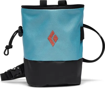 Mojo Zip Chalk Bag von Black Diamond in Blau und Schwarz; geeignet für Kletterer.