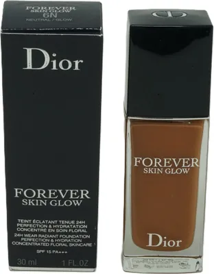 Produktbild von Dior Forever Skin Glow, Pumpenflasche, Flüssigkeit, Jeder Hauttyp, Aufhellend, Feuchtigkeitsspendend, Behandlung, Dunkle Haut, Neutral