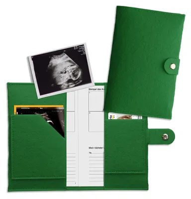 Produktbild von kwmobile Hülle für Mutter-Kind-Pass aus Filz - Cover für österreichischen Mutterpass - Schutzhülle mit extra Fächern - Grün