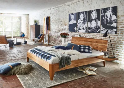 Produktbild von Bett Holbaek 200x200 cm Sonderhöhe 45 cm Wildeiche massiv mit Kopfteil