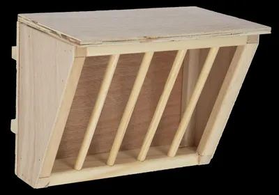 Produktbild von Kerbl Heuraufe aus Holz (Maße 25 x 17 x 20 cm, für Kleintiere, mit Sitzbrett)