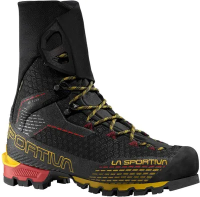 Schwarzer Bergschuh "Trango Pro Gtx" von La Sportiva mit gelben und roten Akzenten; ideal für Herren.