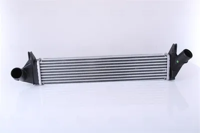 Produktbild von NISSENS 96585 Ladeluftkühler LLK für DACIA DUSTER Turbo Intercooler