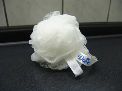 Produktbild von Dove Duschschwamm ca. 12 cm 6x
