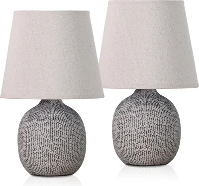 Produktbild von 2er Set BRUBAKER Tisch- oder Nachttischlampen 28,5 cm Keramik Lampenfüße mit Struktur Braun Beige und Baumwoll Schirme Beige