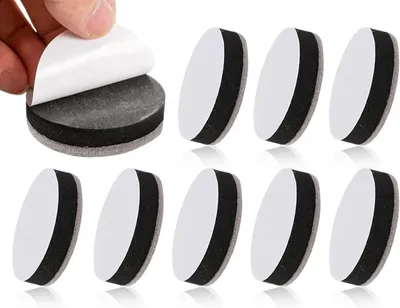 Produktbild von 8 Stück Möbelerhöhungen aus selbstklebendem Filz, für Betten, Tische und Sofas, rund, 6,5 x 1,5 cm, schwarz